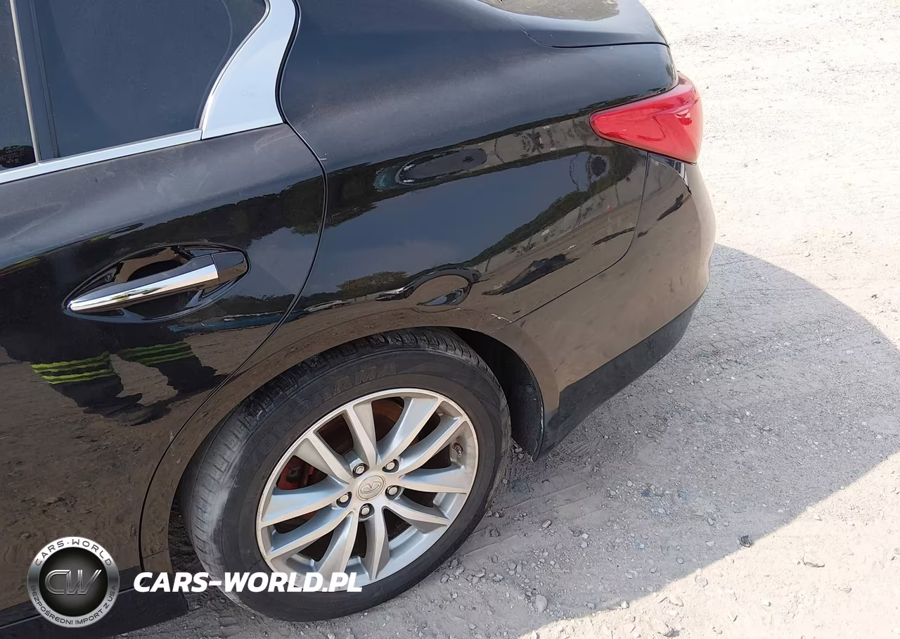 2015 Infiniti Q50 VIN:JN1BV7AR8FM401185 - 13
