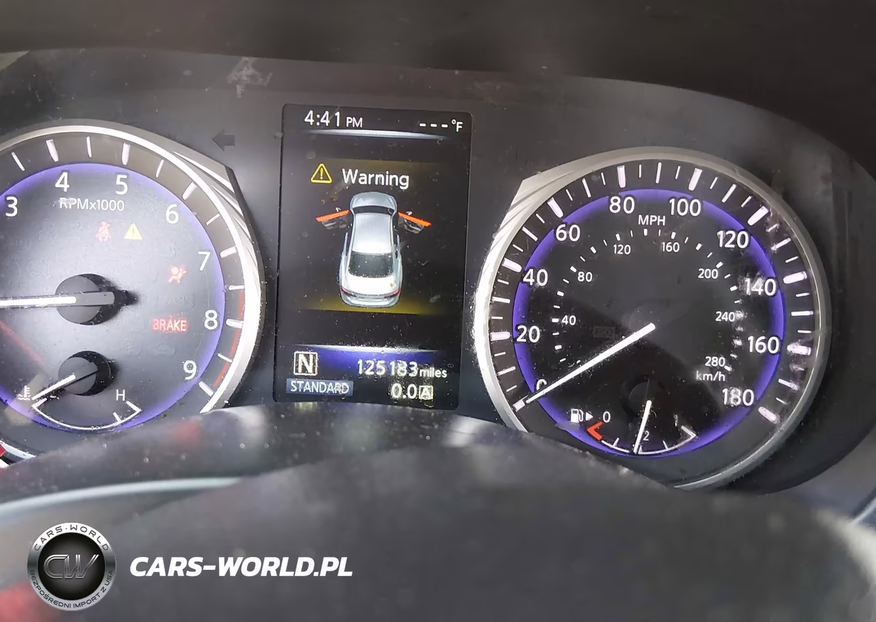 2015 Infiniti Q50 VIN:JN1BV7AR8FM401185 - 14