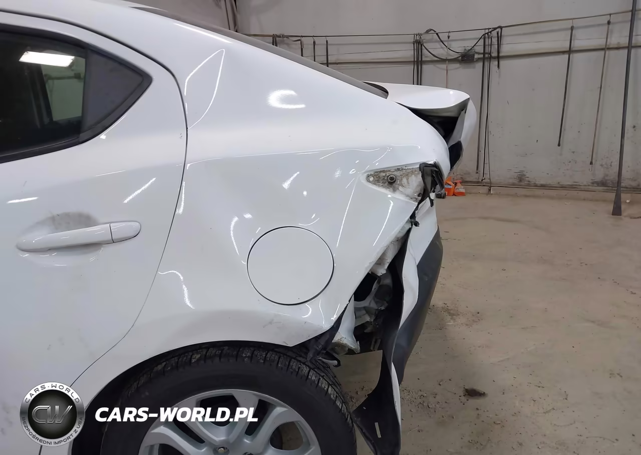 2017 Toyota Yaris Ia VIN:3MYDLBYV2HY175101 - 18
