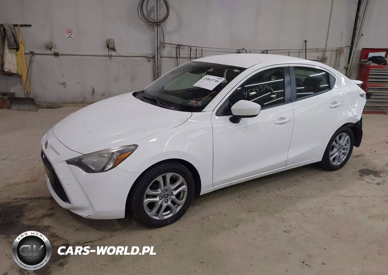 2017 Toyota Yaris Ia VIN:3MYDLBYV2HY175101 - 2