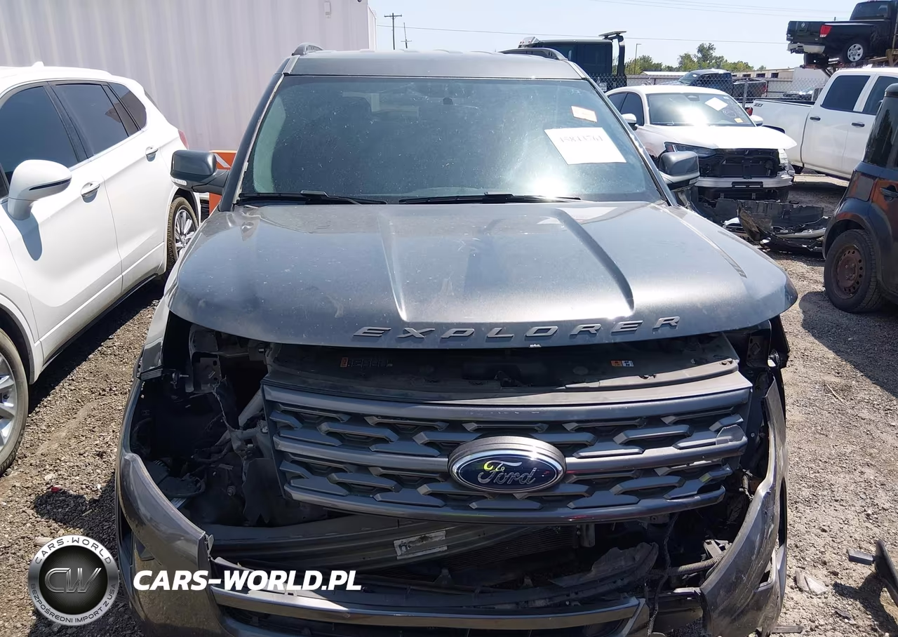 2018 Ford Explorer Xlt VIN:1FM5K7D88JGA35446 - 13