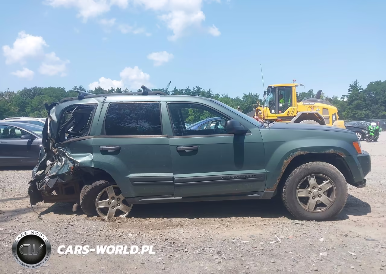 2005 Jeep Grand Cherokee Laredo VIN:1J4GR48K25C513266 - 12