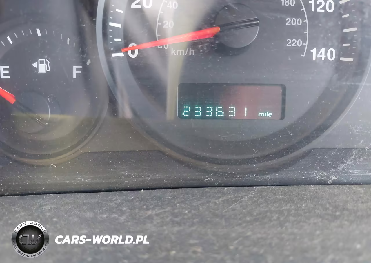 2005 Jeep Grand Cherokee Laredo VIN:1J4GR48K25C513266 - 14