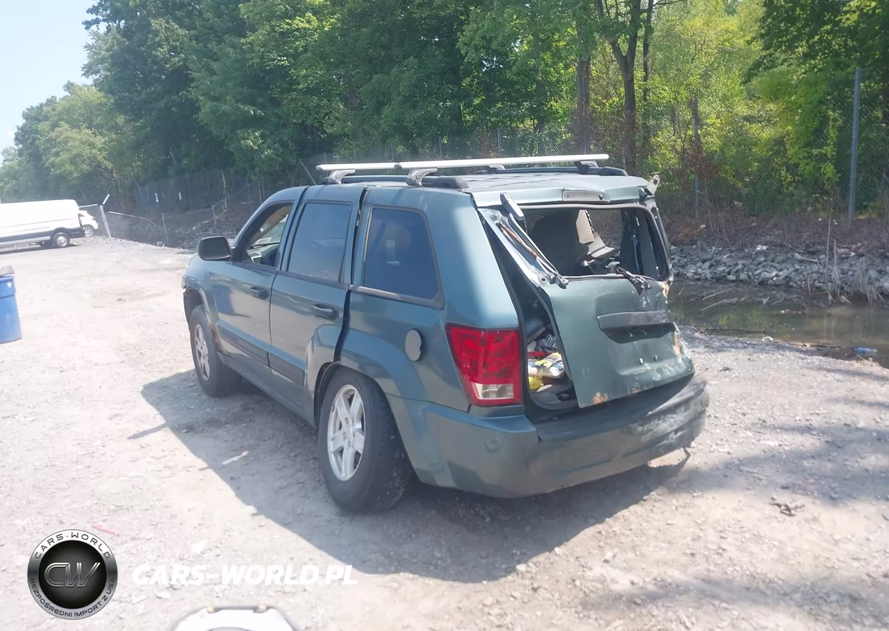 2005 Jeep Grand Cherokee Laredo VIN:1J4GR48K25C513266 - 3