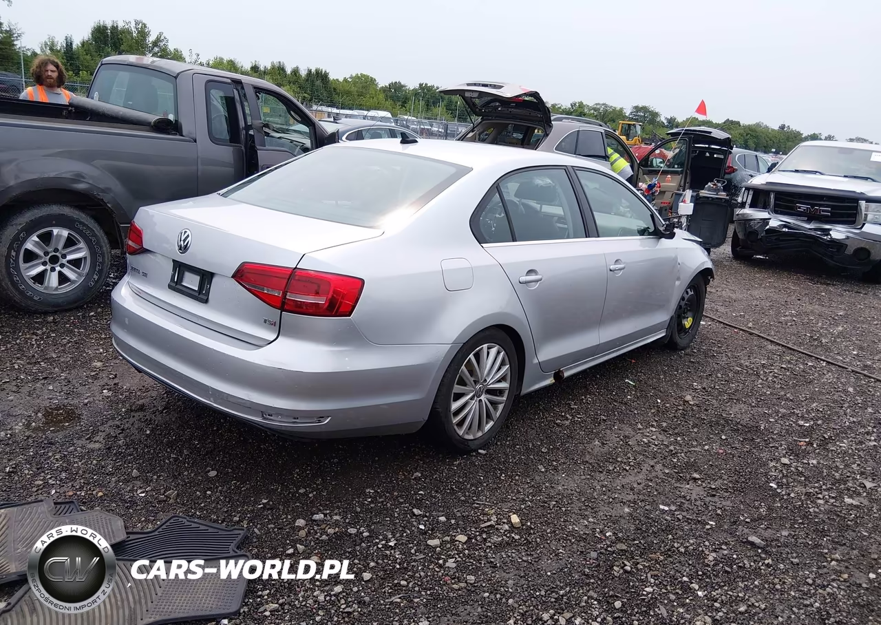 2015 Volkswagen Jetta 1.8T Se VIN:3VWD17AJ4FM299073 - 4