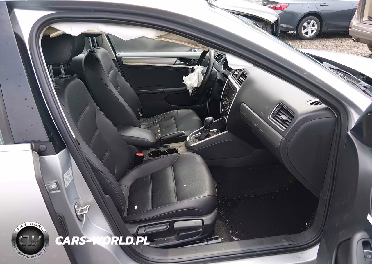 2015 Volkswagen Jetta 1.8T Se VIN:3VWD17AJ4FM299073 - 5