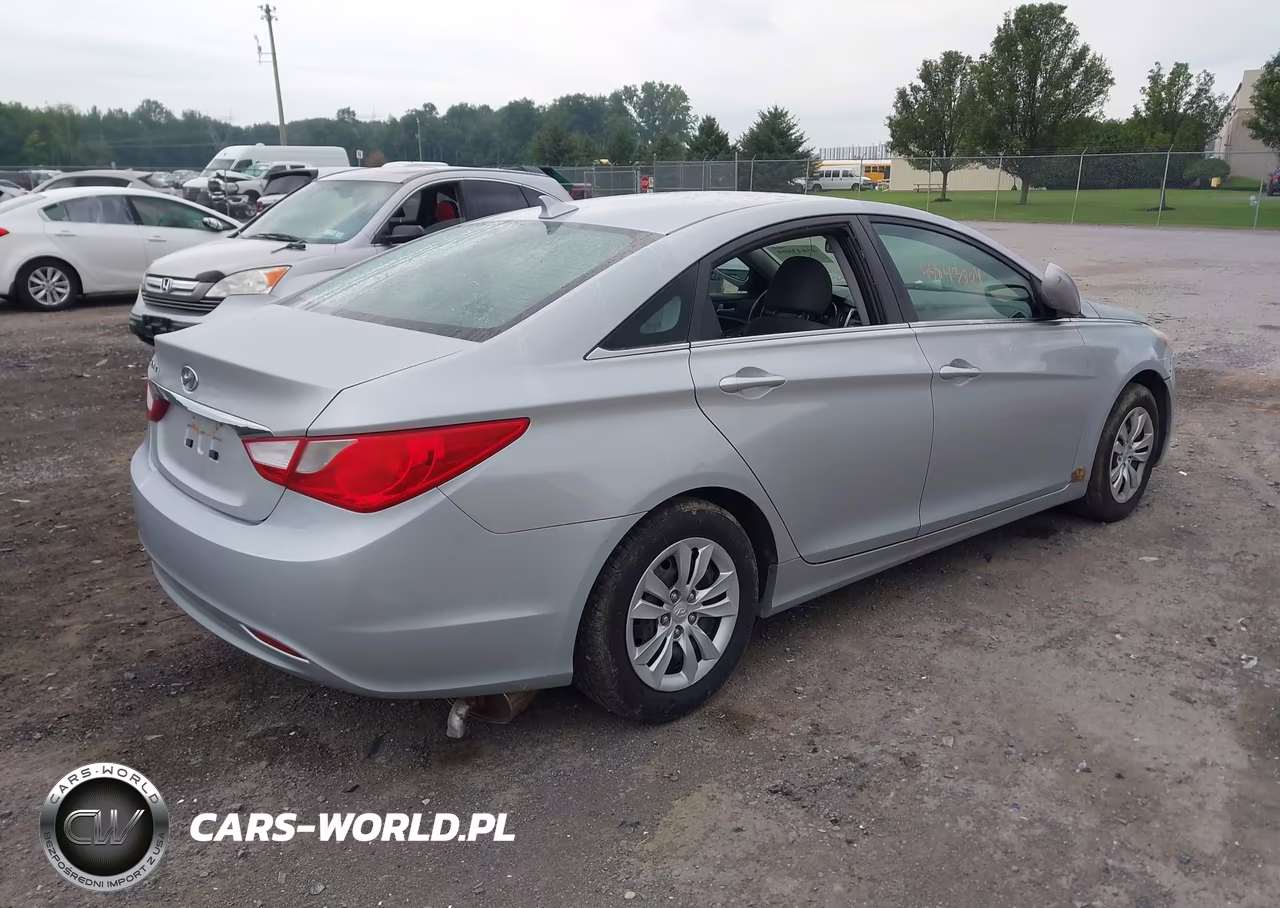 2011 Hyundai Sonata Gls VIN:5NPEB4AC8BH100322 - 4