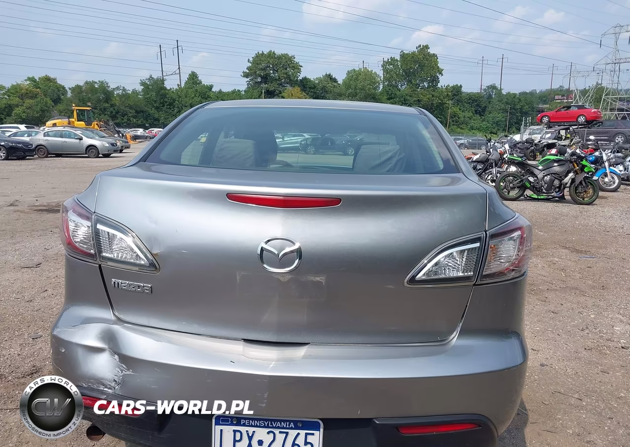 2010 Mazda Mazda3 I Sport VIN:JM1BL1SG8A1258858 - 16