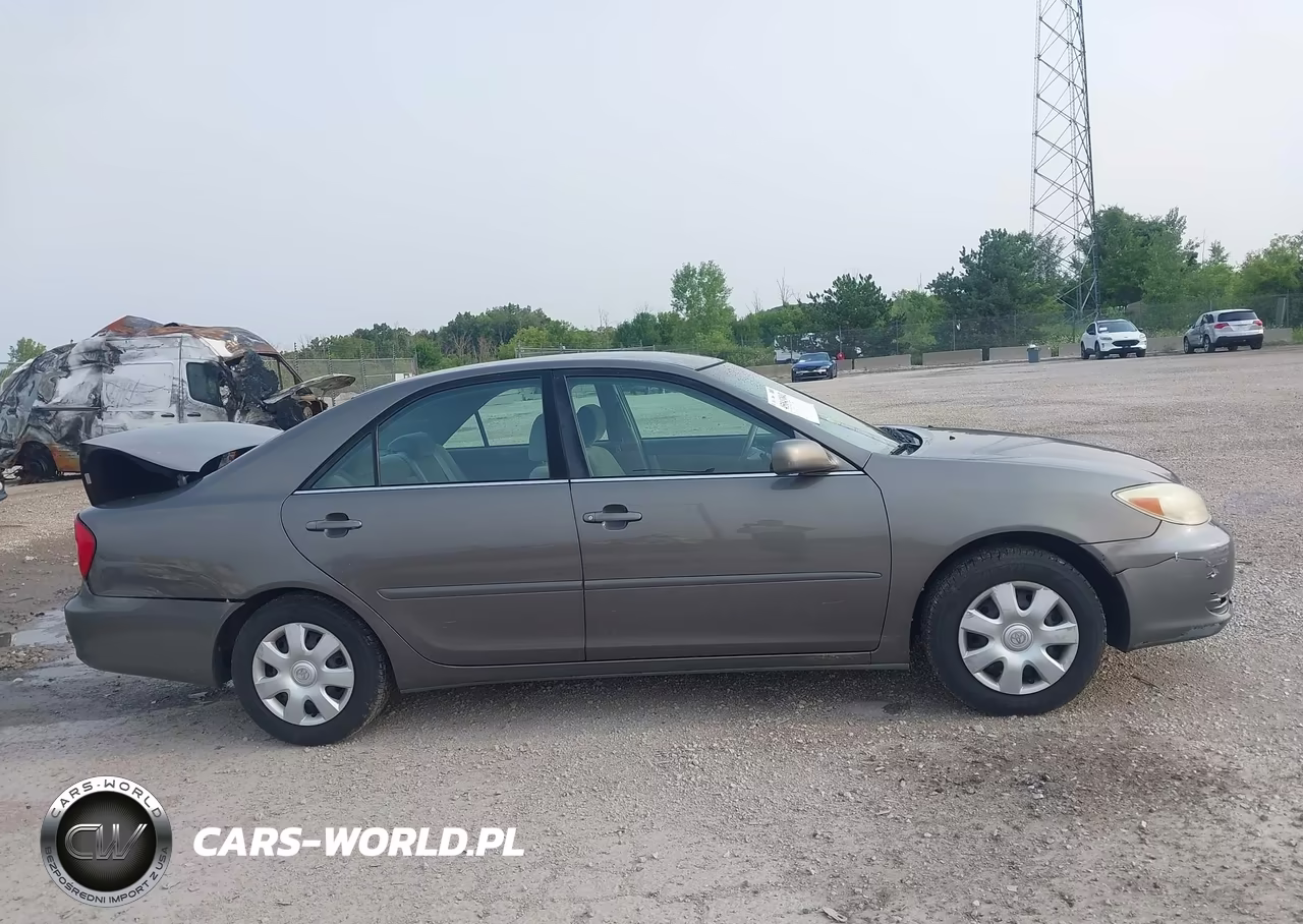 2002 Toyota Camry Le VIN:4T1BE30K02U591435 - 13