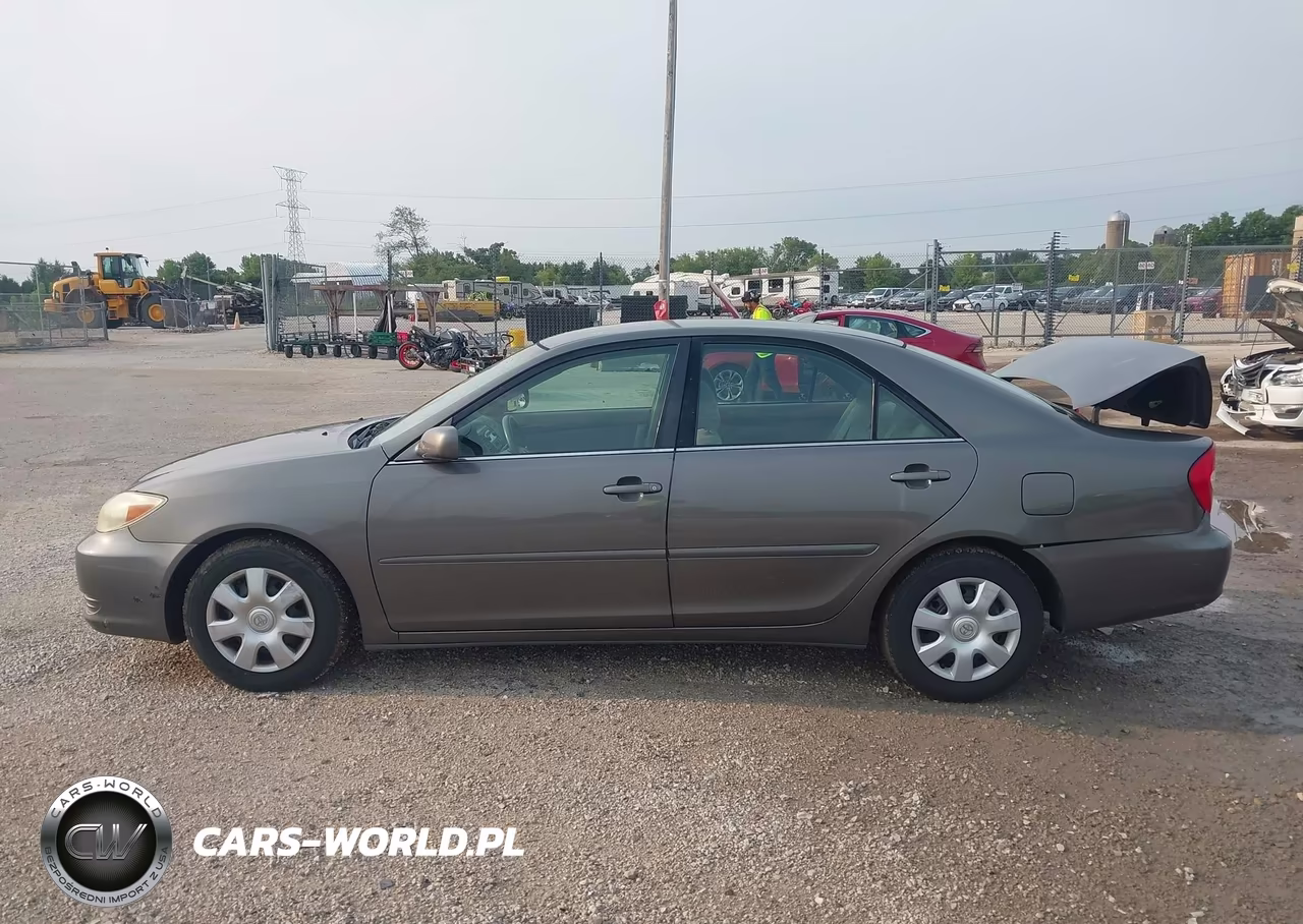 2002 Toyota Camry Le VIN:4T1BE30K02U591435 - 14