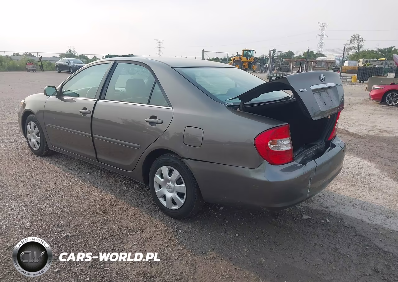 2002 Toyota Camry Le VIN:4T1BE30K02U591435 - 3