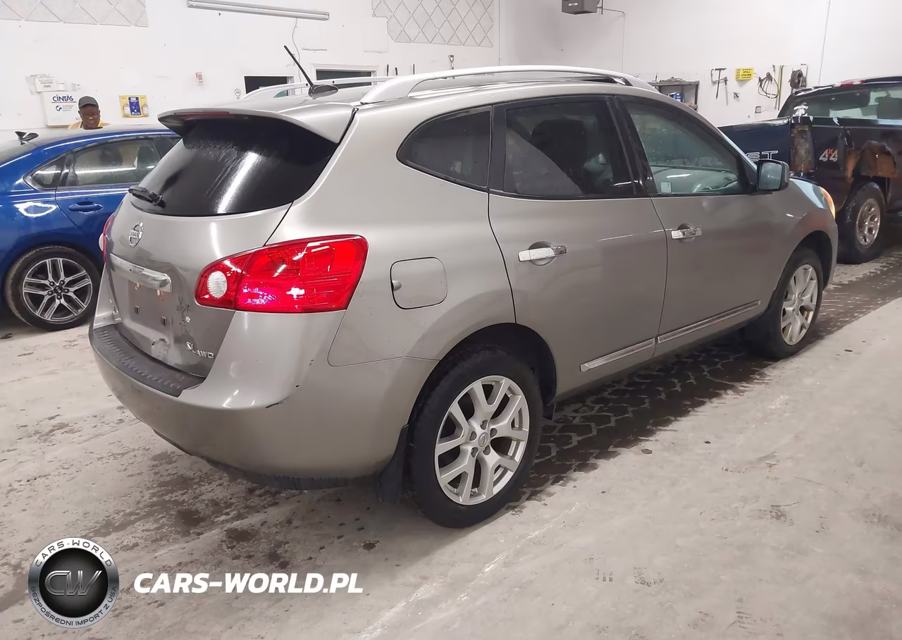 2011 Nissan Rogue Sv VIN:JN8AS5MV4BW285260 - 4