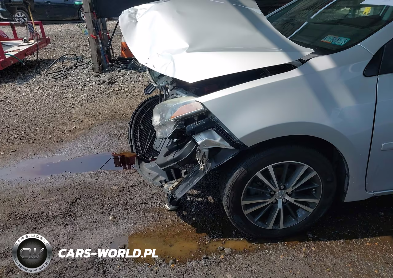 2016 Toyota Corolla Le Premium VIN:2T1BURHE9GC570080 - 18