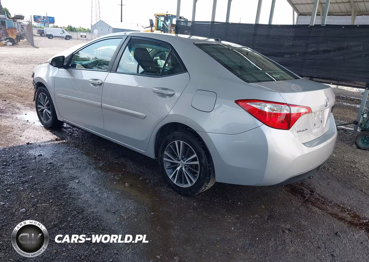 2016 Toyota Corolla Le Premium VIN:2T1BURHE9GC570080 - 3