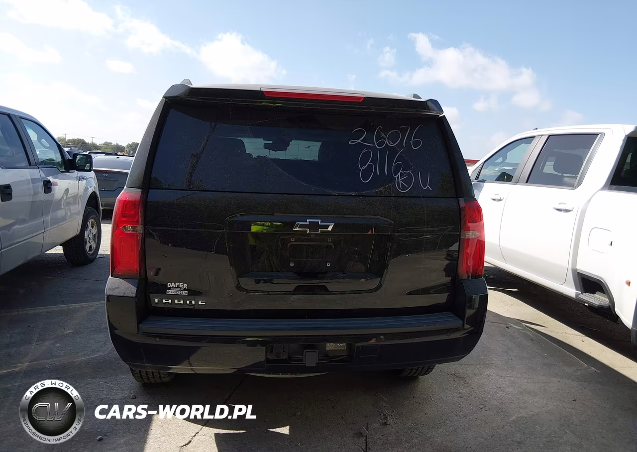 2018 Chevrolet Tahoe Ls VIN:1GNSCAKC8JR403712 - 16