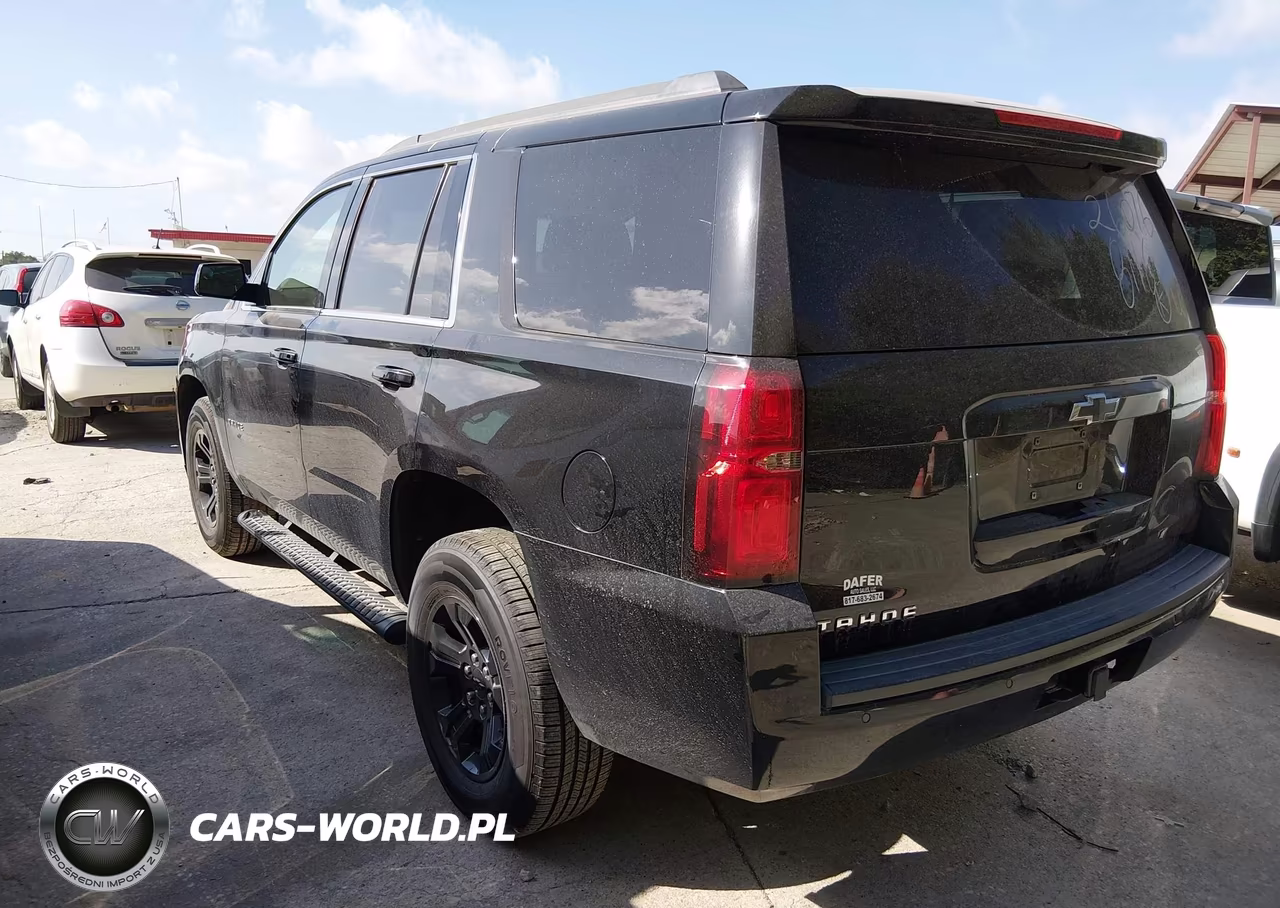 2018 Chevrolet Tahoe Ls VIN:1GNSCAKC8JR403712 - 3