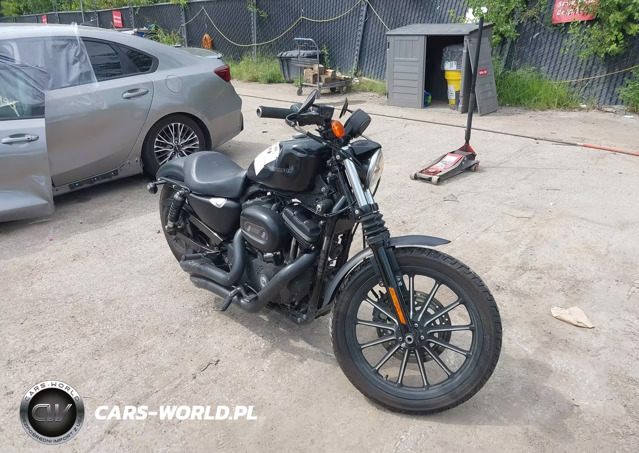 2010 Harley-Davidson Xl883 N