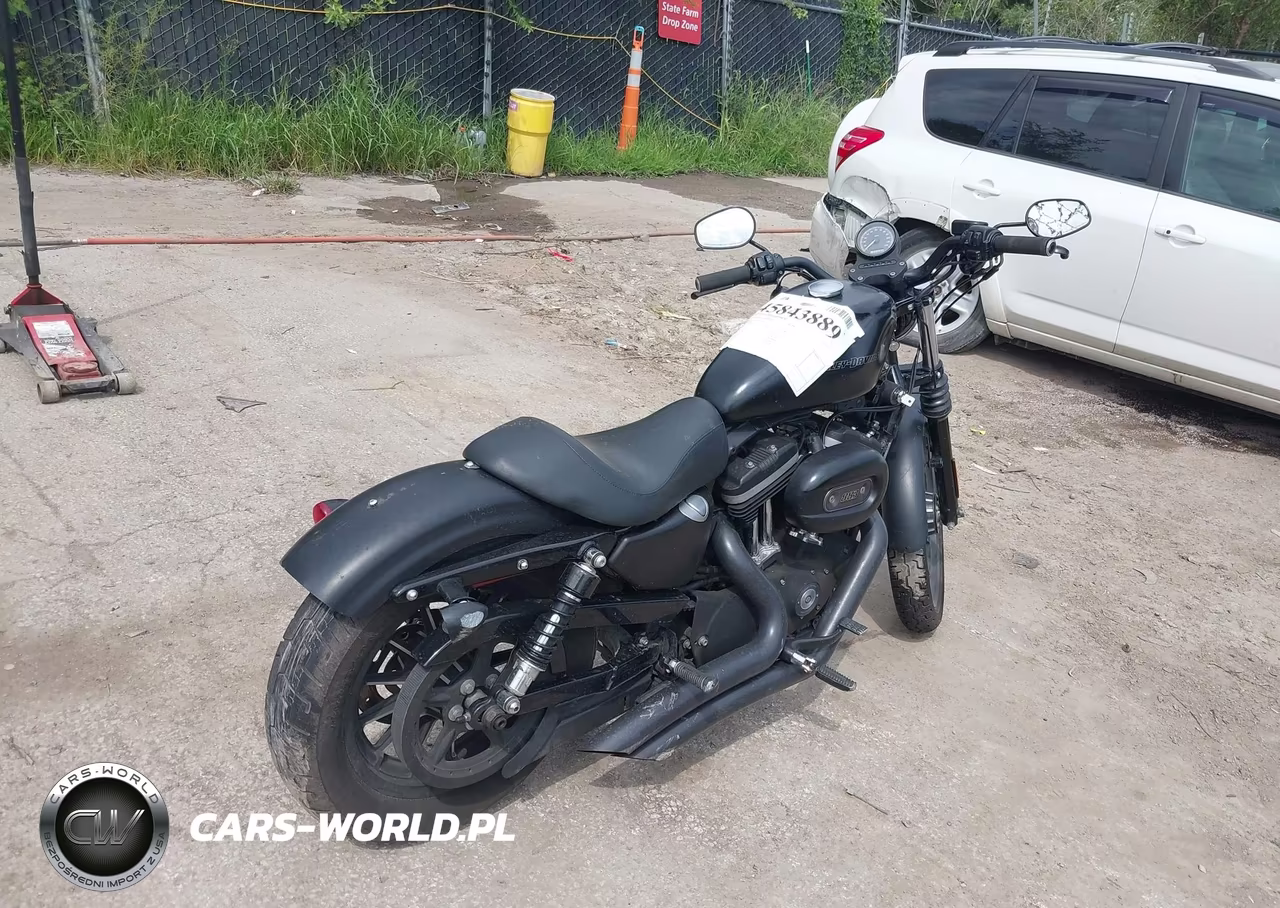 2010 Harley-Davidson Xl883 N VIN:1HD4LE210AC422036 - 4