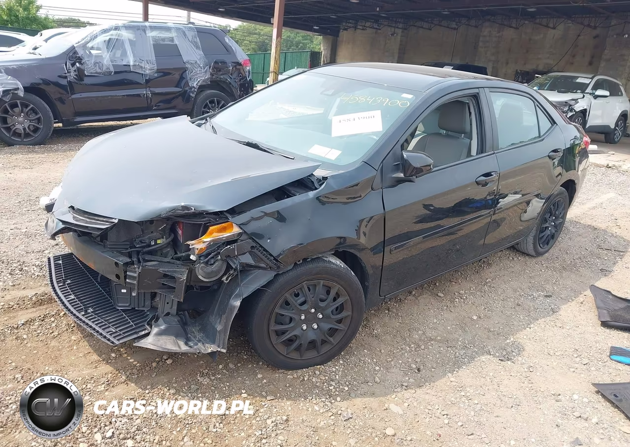 2018 Toyota Corolla Le VIN:2T1BURHE1JC123928 - 2
