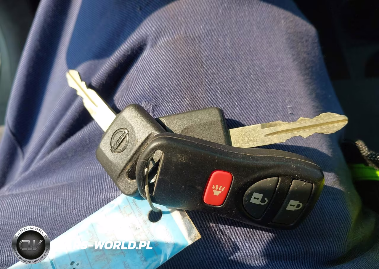 2008 Nissan Versa 1.8 S VIN:3N1BC13EX8L431945 - 11