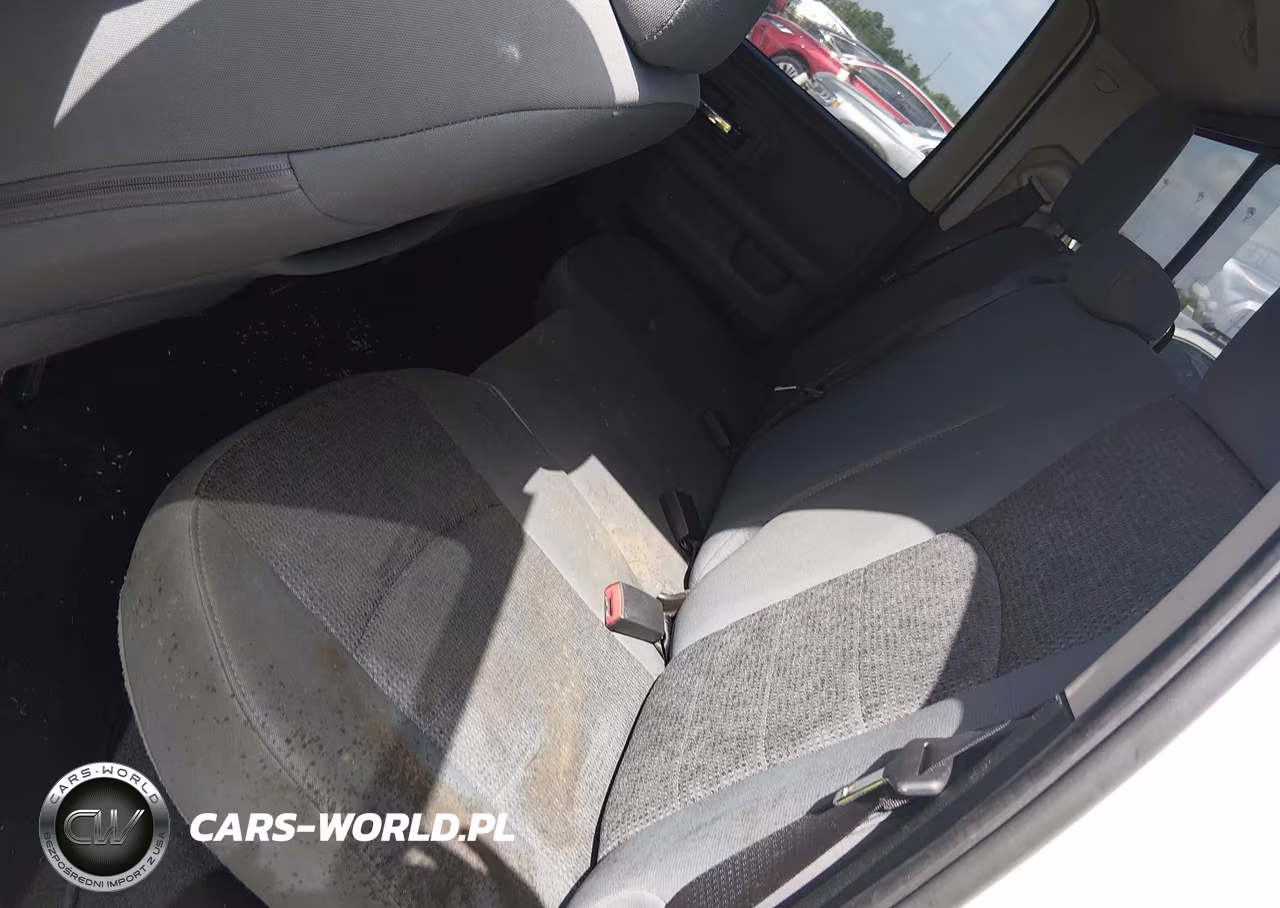 2016 Ram 1500 Big Horn VIN:1C6RR6GG0GS382667 - 17