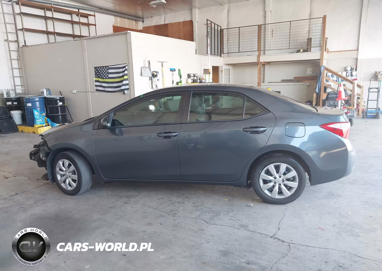 2015 Toyota Corolla Le VIN:2T1BURHE4FC337044 - 15
