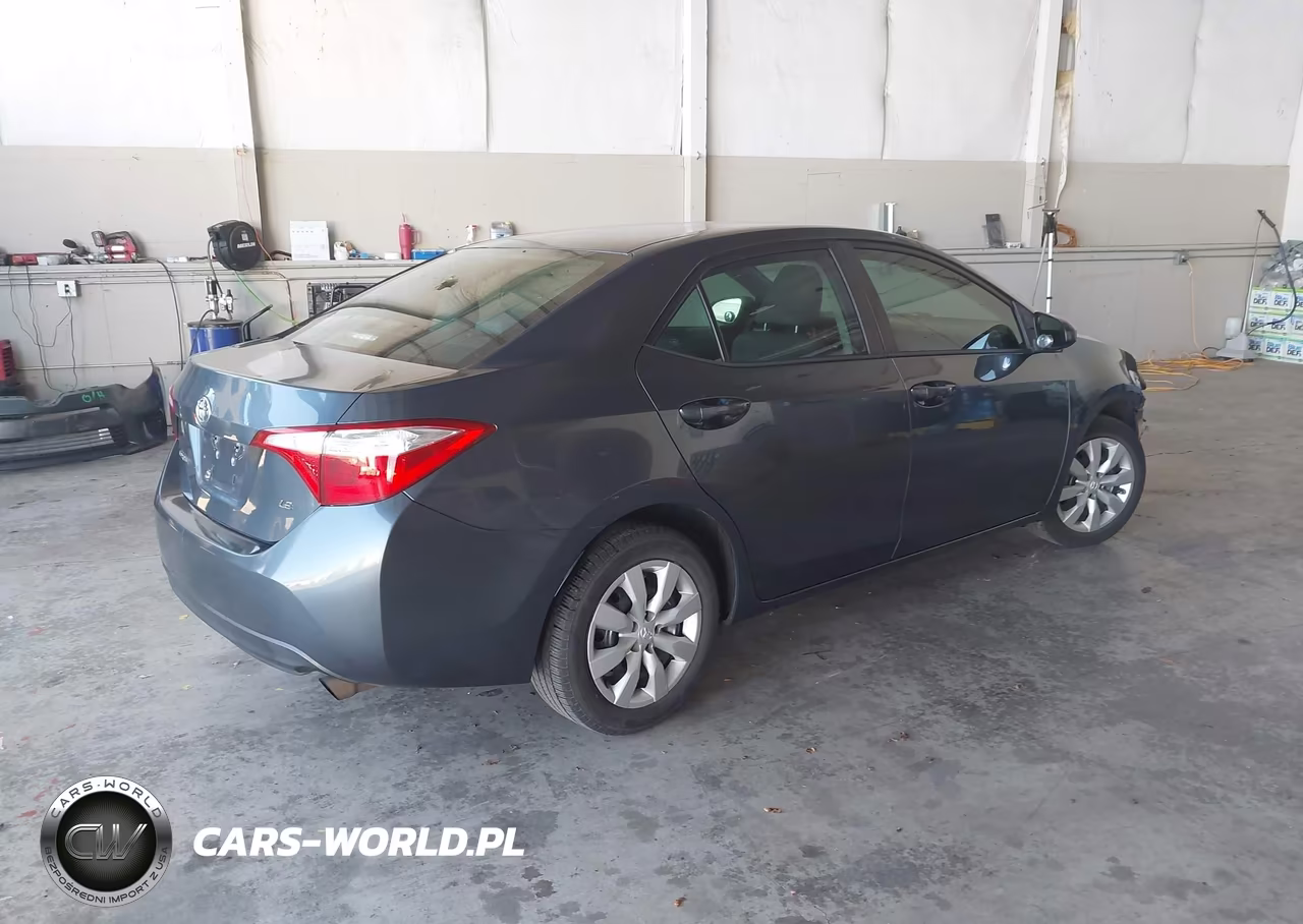 2015 Toyota Corolla Le VIN:2T1BURHE4FC337044 - 4