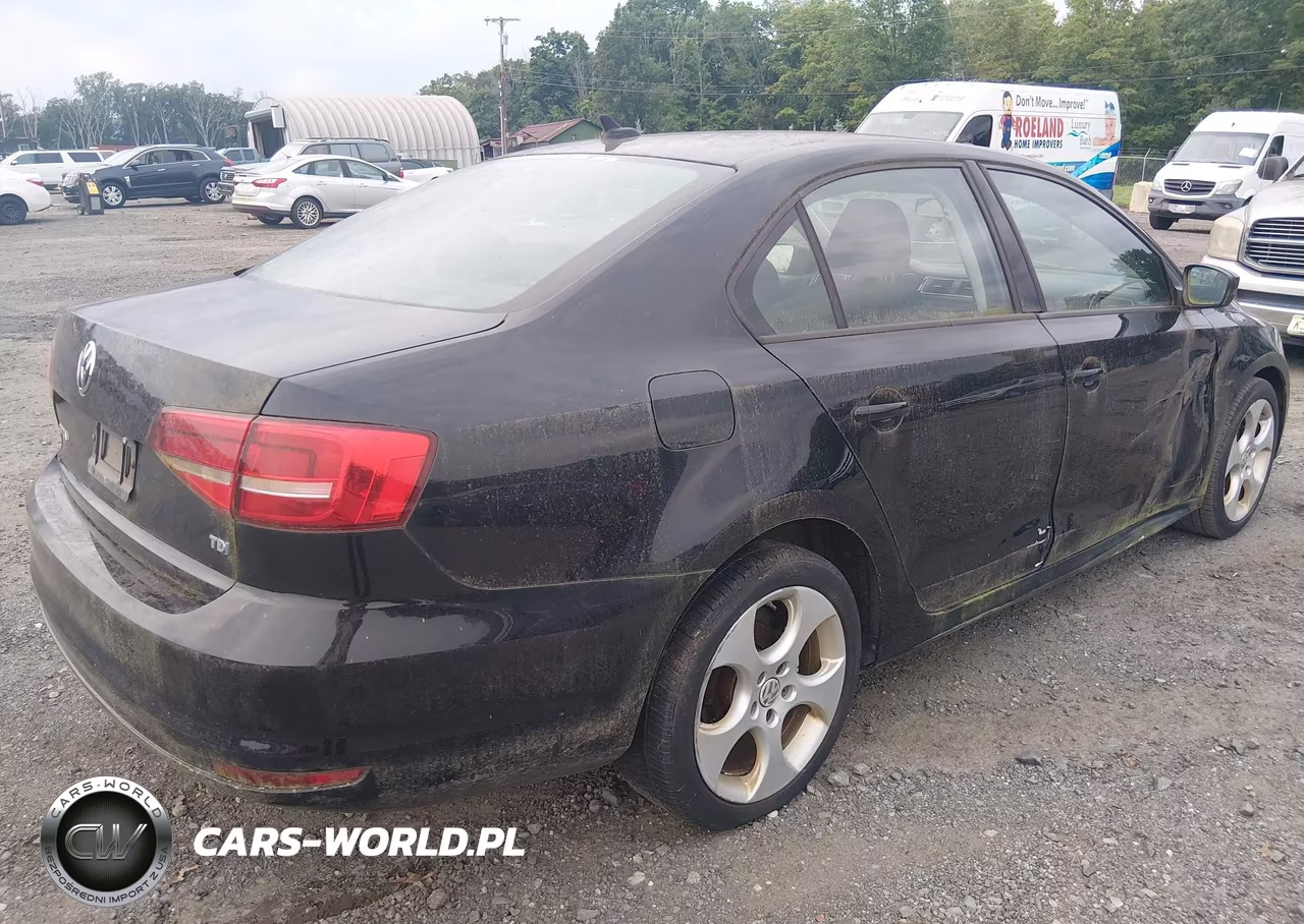 2015 Volkswagen Jetta 2.0L Tdi S VIN:3VWLA7AJ6FM228209 - 4