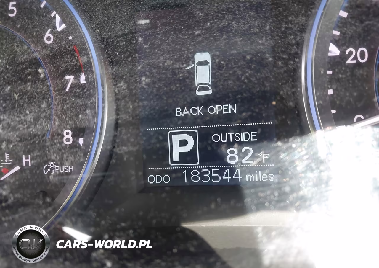 2015 Toyota Highlander Le V6 VIN:5TDBKRFHXFS195213 - 15