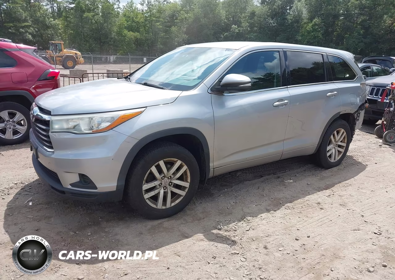 2015 Toyota Highlander Le V6 VIN:5TDBKRFHXFS195213 - 2