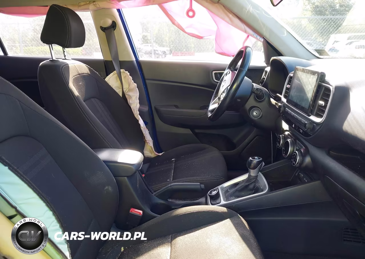 2022 Hyundai Venue Sel VIN:KMHRC8A39NU183822 - 5