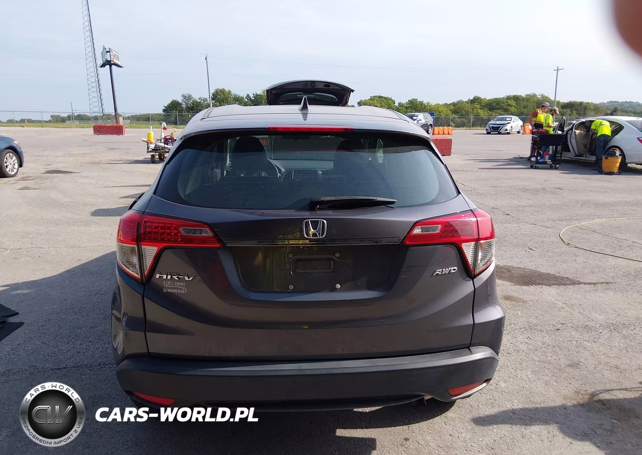 2020 Honda Hr-V Awd Lx VIN:3CZRU6H33LG702885 - 16