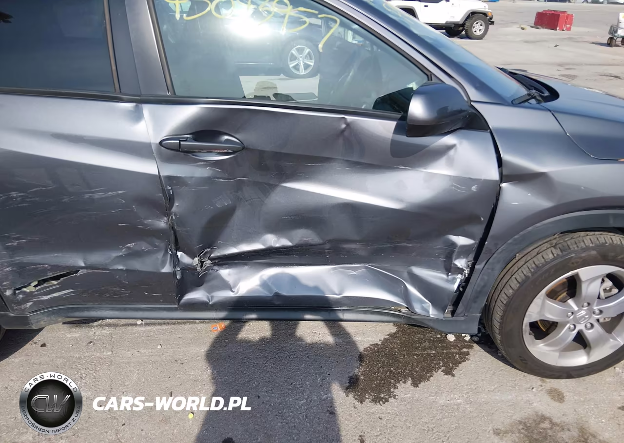 2020 Honda Hr-V Awd Lx VIN:3CZRU6H33LG702885 - 6
