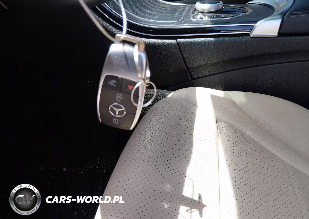 2021 Mercedes-Benz C 300 Sedan VIN:W1KWF8DB3MR626474 - 11