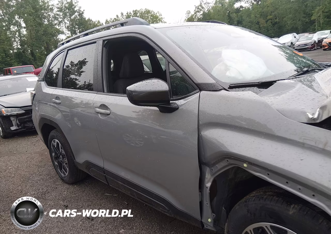 2025 Subaru Forester Premium VIN:JF2SLDBC9SH455966 - 14