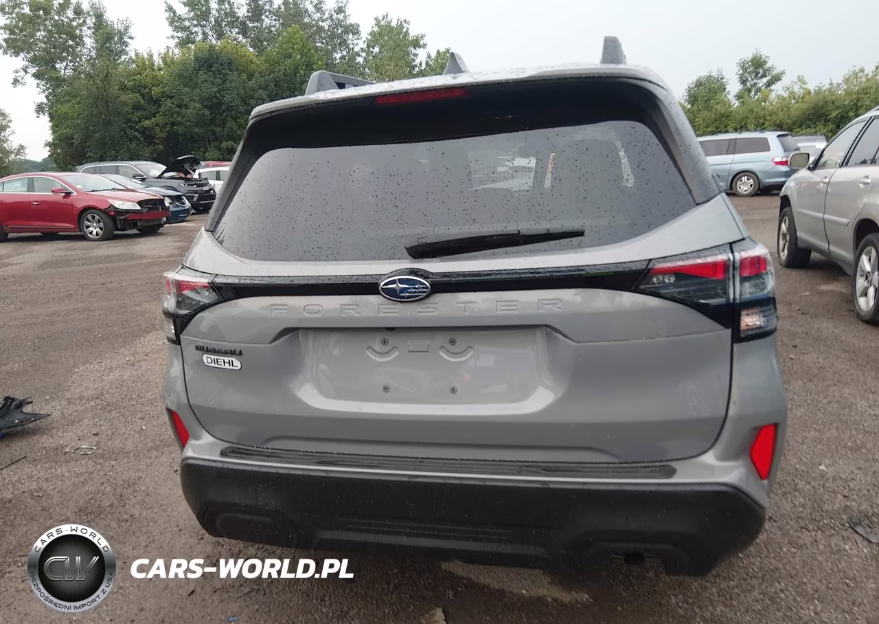 2025 Subaru Forester Premium VIN:JF2SLDBC9SH455966 - 17