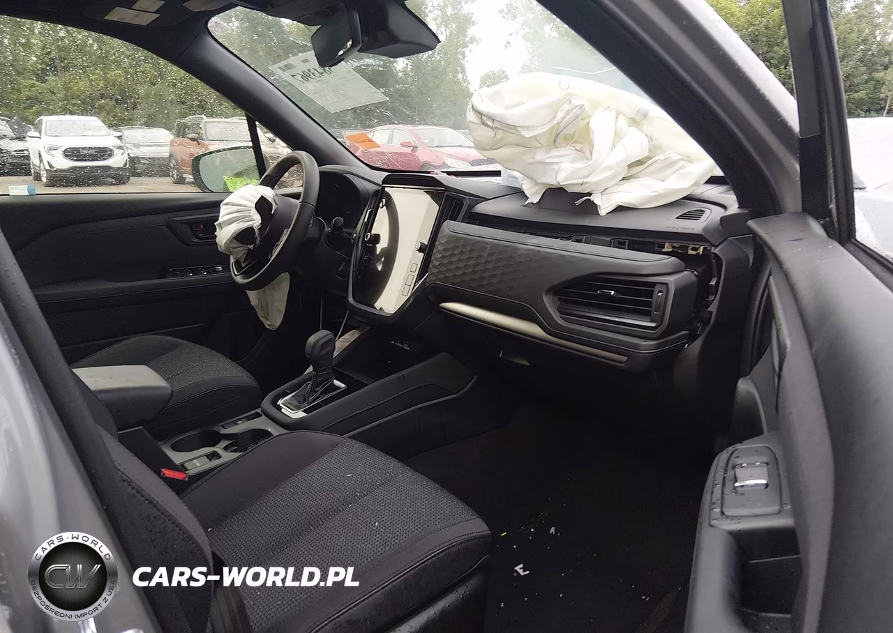 2025 Subaru Forester Premium VIN:JF2SLDBC9SH455966 - 5