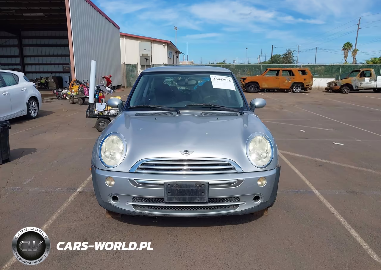 2005 Mini Cooper VIN:WMWRC33545TJ71666 - 12