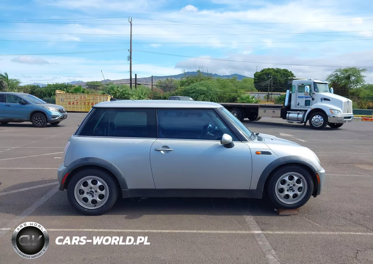 2005 Mini Cooper VIN:WMWRC33545TJ71666 - 13