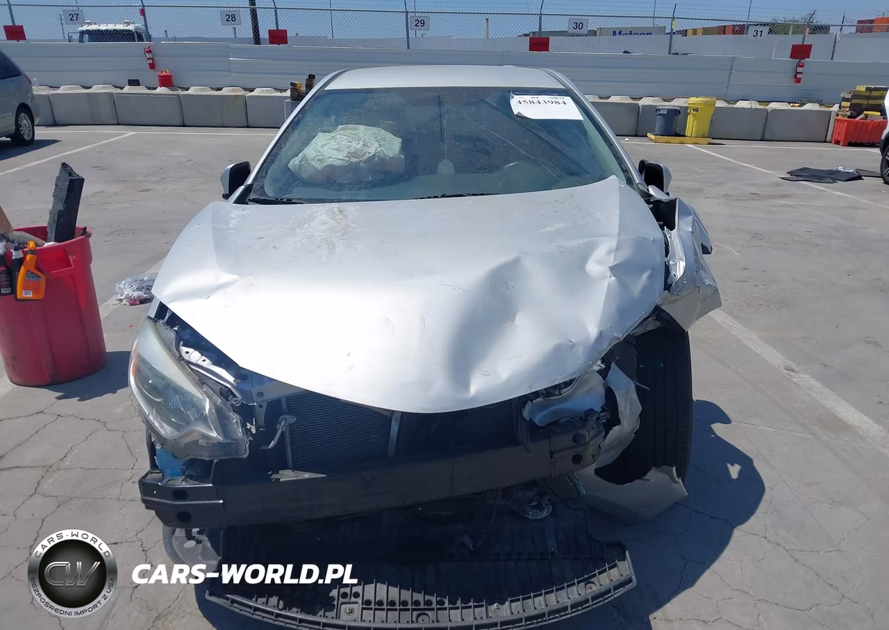 2015 Toyota Corolla Le VIN:5YFBURHE6FP238709 - 16