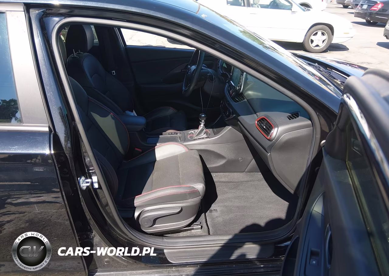 2020 Hyundai Elantra Gt N Line VIN:KMHH55LC7LU143866 - 5