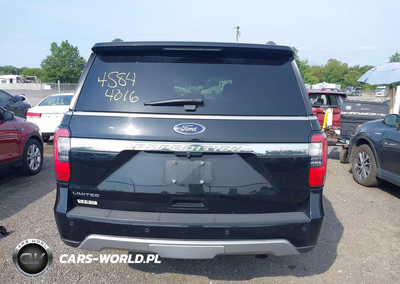 2018 Ford Expedition Limited VIN:1FMJU2ATXJEA53219 - 17