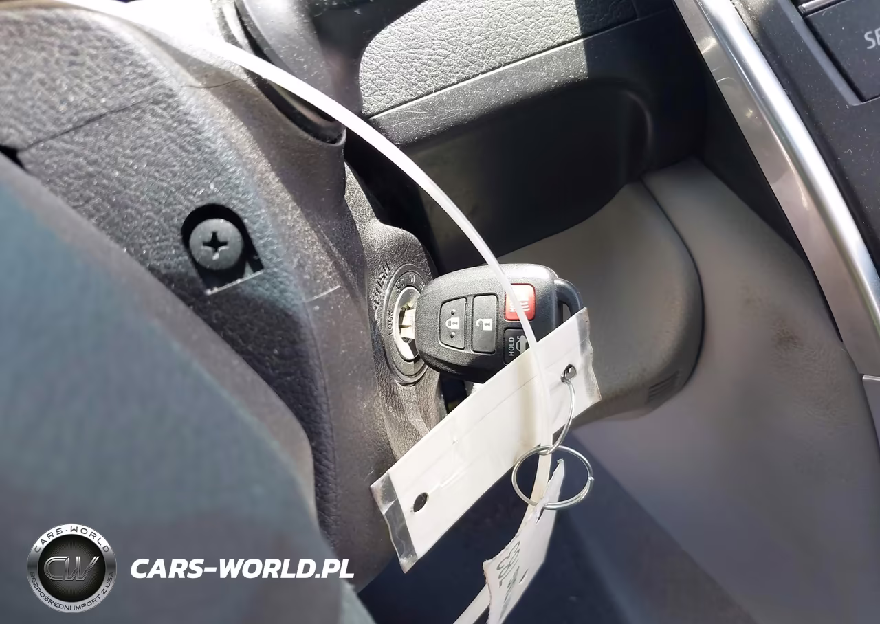 2017 Toyota Camry Le VIN:4T1BF1FK0HU689902 - 11