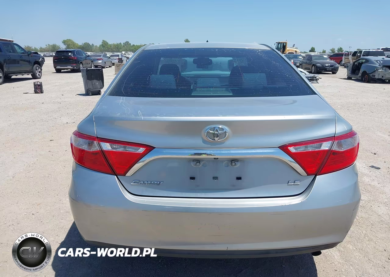 2017 Toyota Camry Le VIN:4T1BF1FK0HU689902 - 17