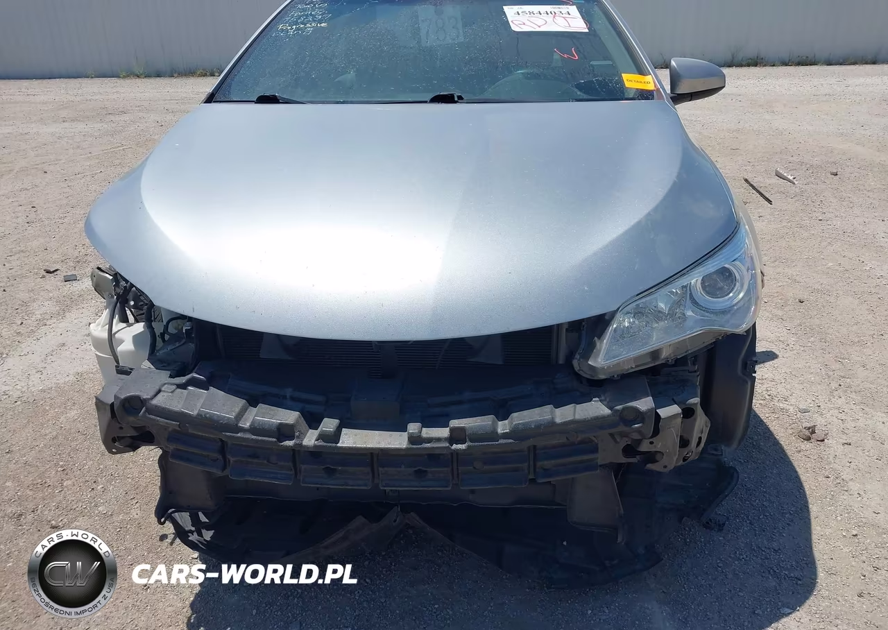 2017 Toyota Camry Le VIN:4T1BF1FK0HU689902 - 18