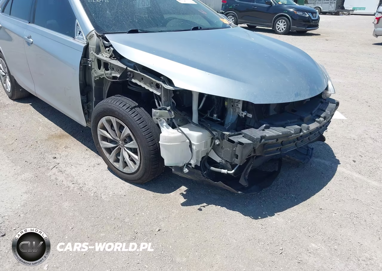 2017 Toyota Camry Le VIN:4T1BF1FK0HU689902 - 6