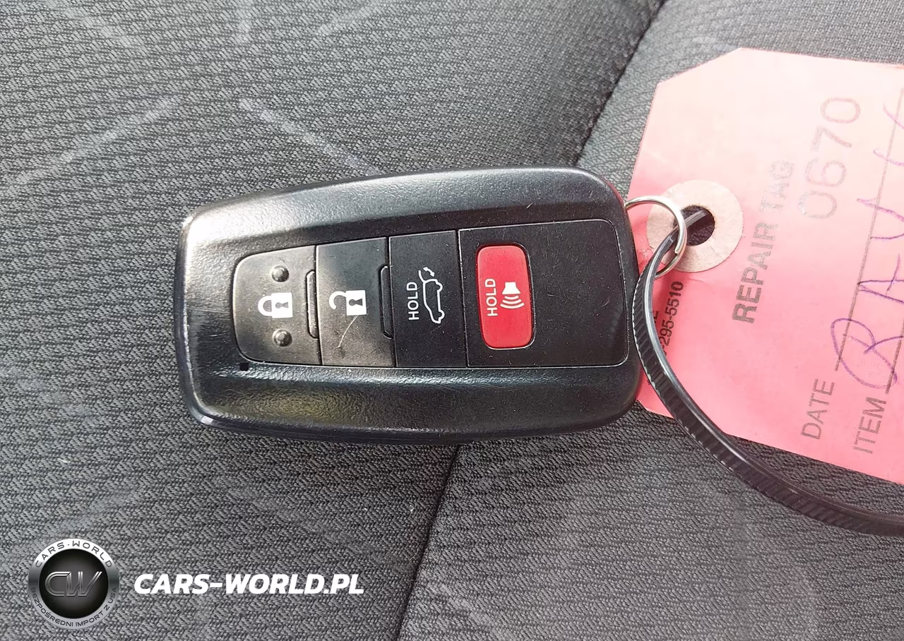 2021 Toyota Rav4 Xle VIN:2T3P1RFV3MW215411 - 11