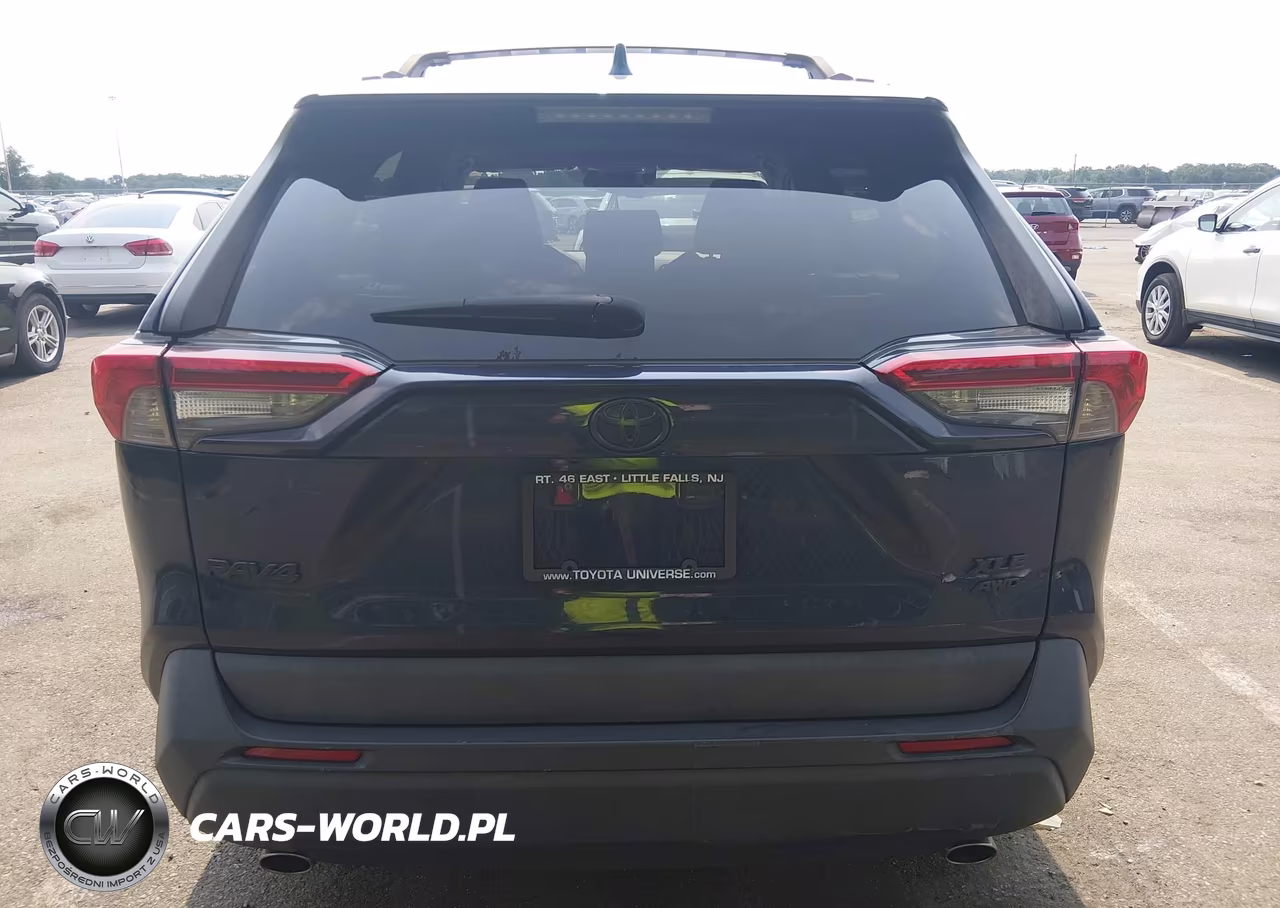2021 Toyota Rav4 Xle VIN:2T3P1RFV3MW215411 - 14