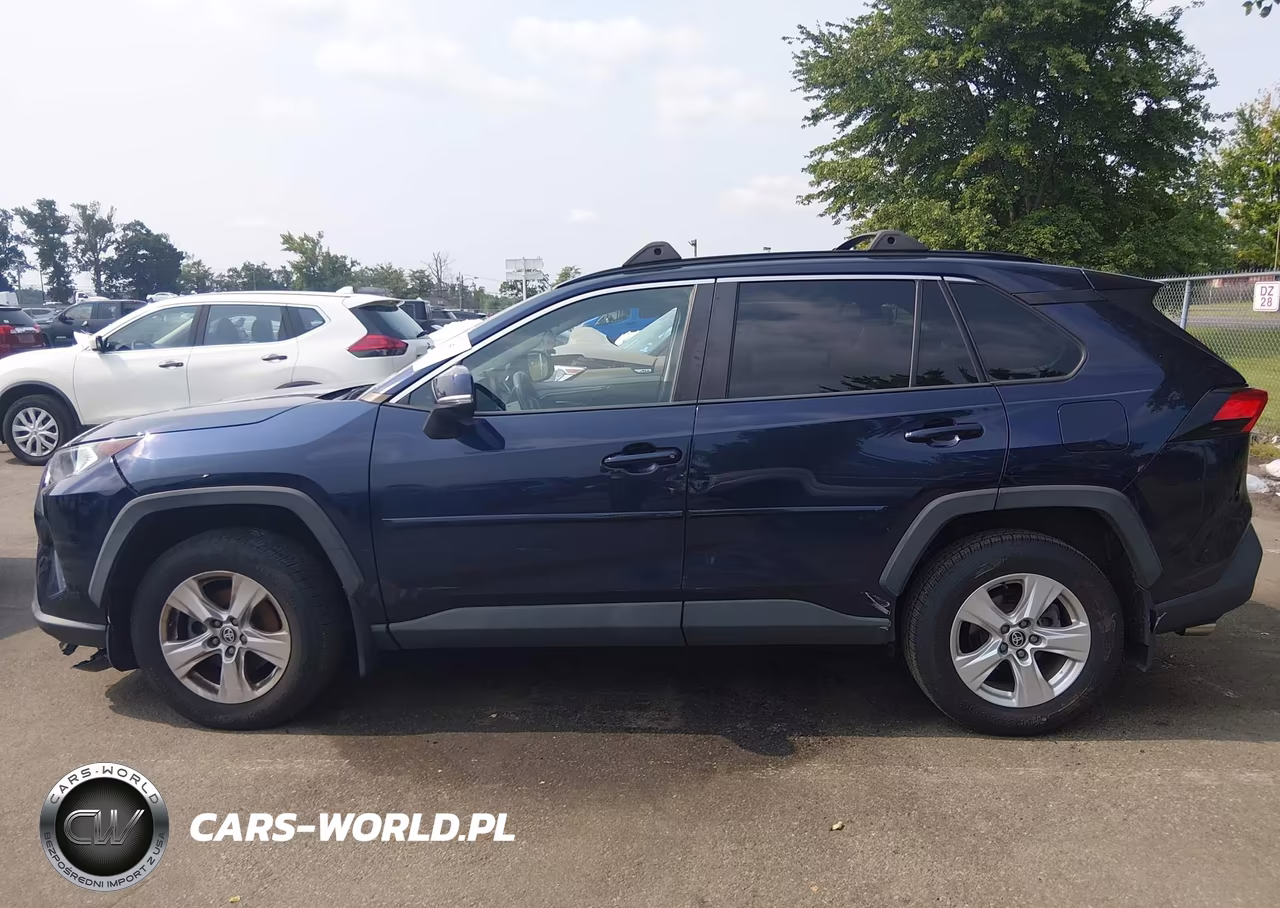 2021 Toyota Rav4 Xle VIN:2T3P1RFV3MW215411 - 15