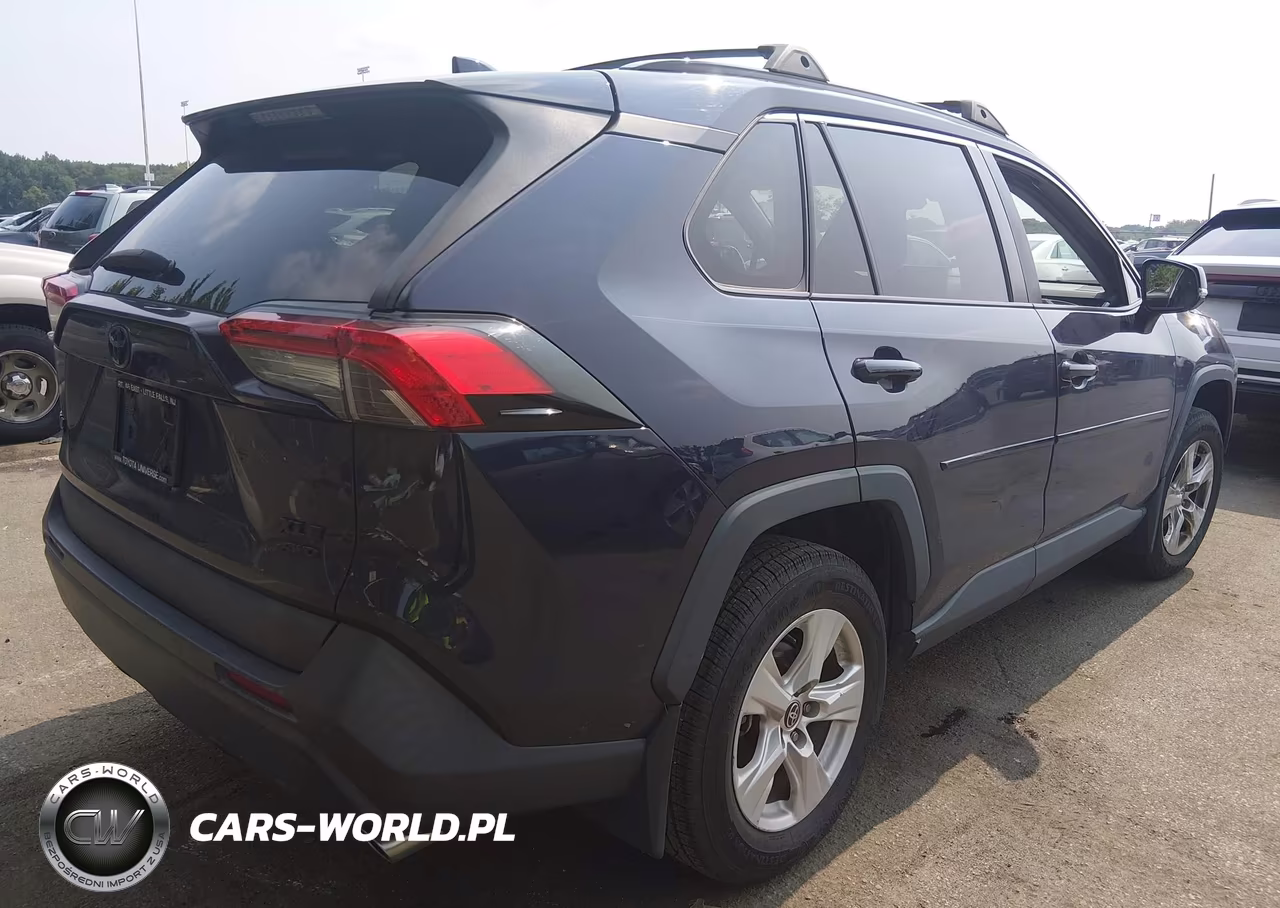 2021 Toyota Rav4 Xle VIN:2T3P1RFV3MW215411 - 4